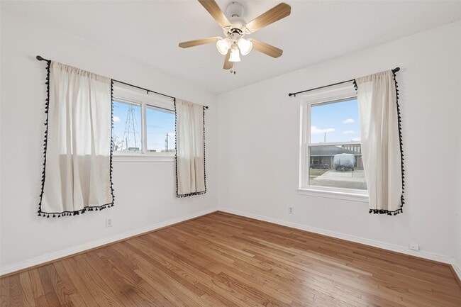 Building Photo - 3003 Topham Cir