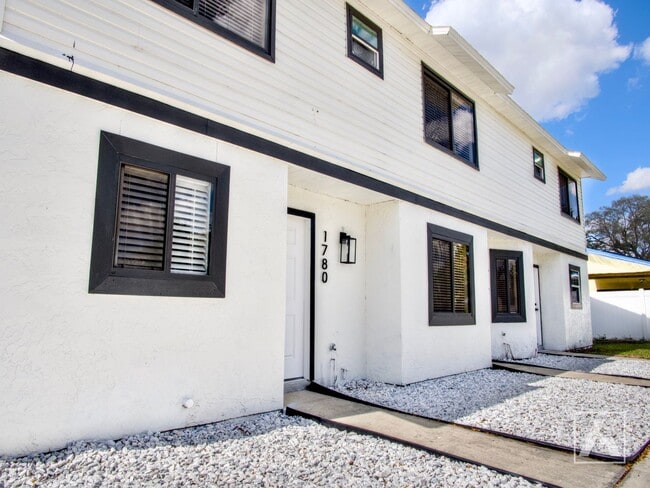 Building Photo - 1782 Carley Ct