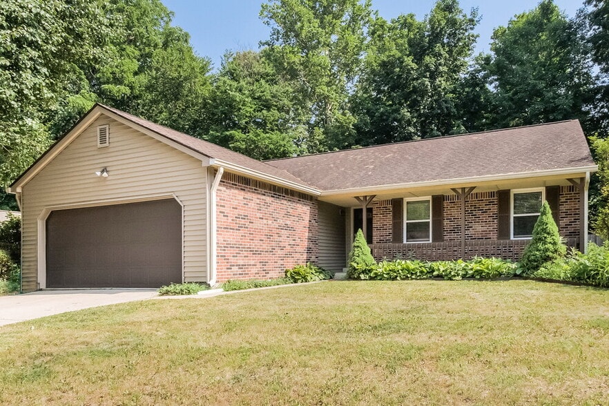 Building Photo - 4419 Deerview Ct