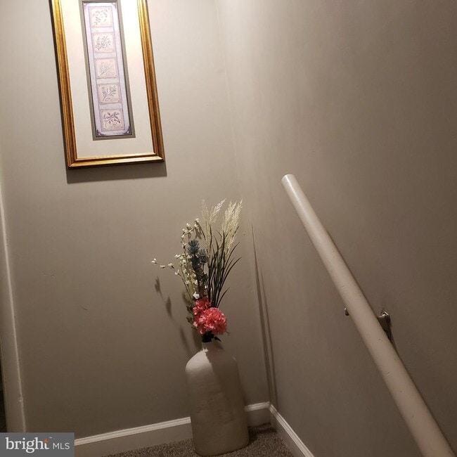 Building Photo - 3 Sagebrush Ct