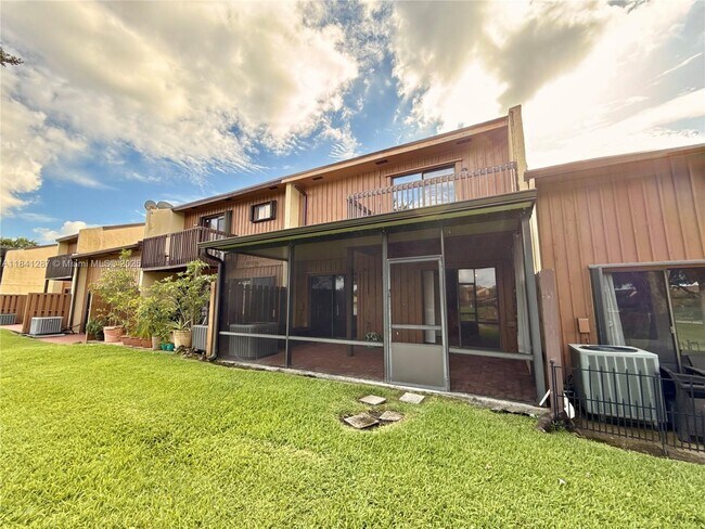 Building Photo - 4192 SW 87th Terrace