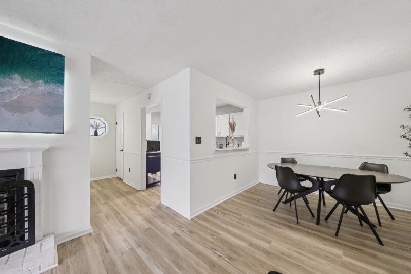 Building Photo - 2209 Hunters Run Dr