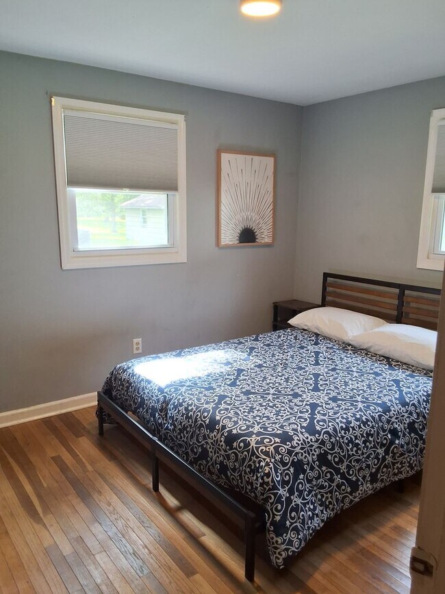 Building Photo - Fully Furnished home in Beaufort