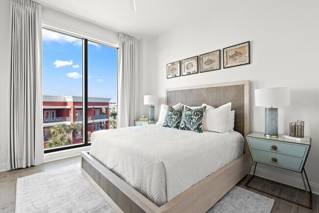 Building Photo - Costa Blanca Deluxe condominium