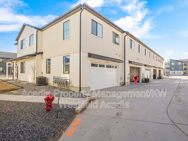 Building Photo - 232 E 860 S