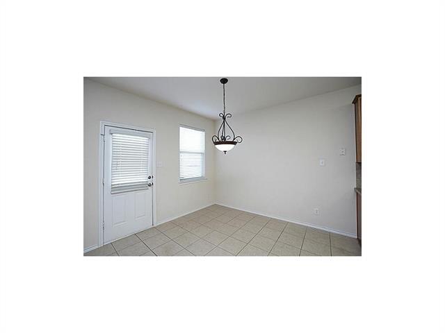 Building Photo - 1407 Hazelwood Dr