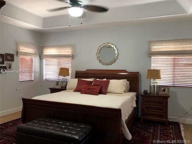 Building Photo - 867 SW 155th Ct