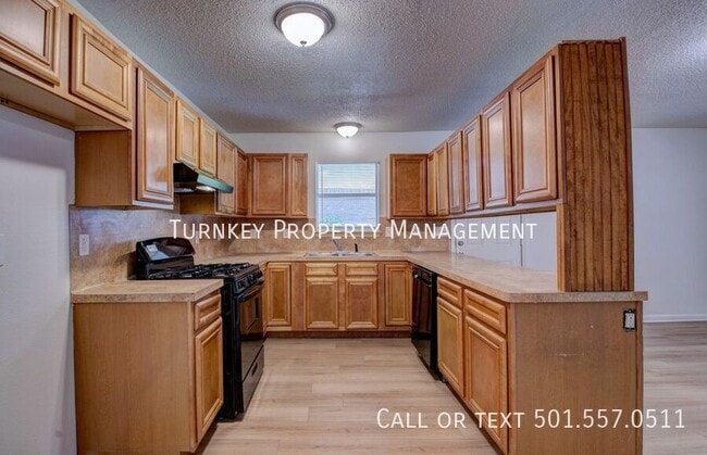 Building Photo - 2509 Vancouver Dr