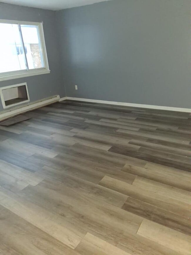 Building Photo - 79 Yaun Ave