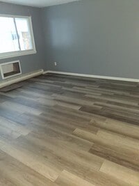 Building Photo - 79 Yaun Ave