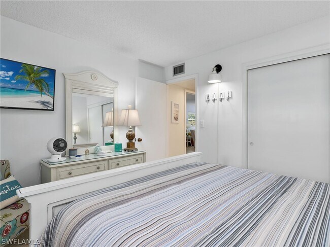 Building Photo - 3150 Binnacle Dr