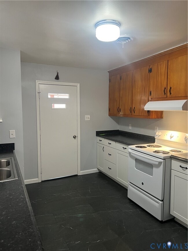 Building Photo - 3002 Boston St