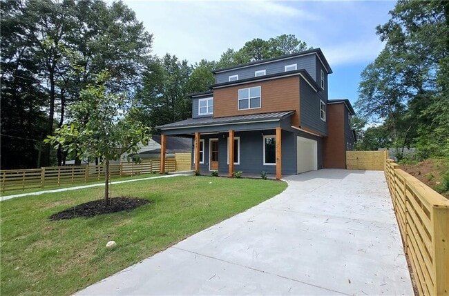 Building Photo - 1197 Avondale Ave SE