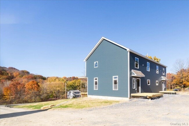 Building Photo - 104 North Rd