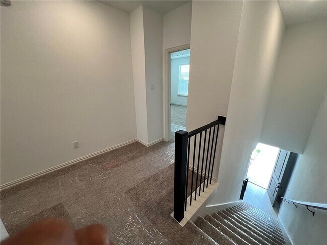 Building Photo - 1248 Junction Dr