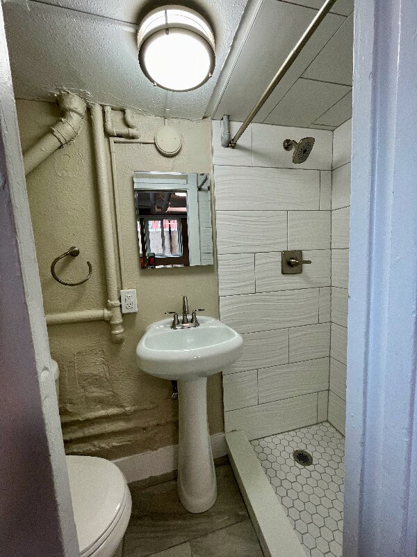 Building Photo - 1575 N Gaylord St