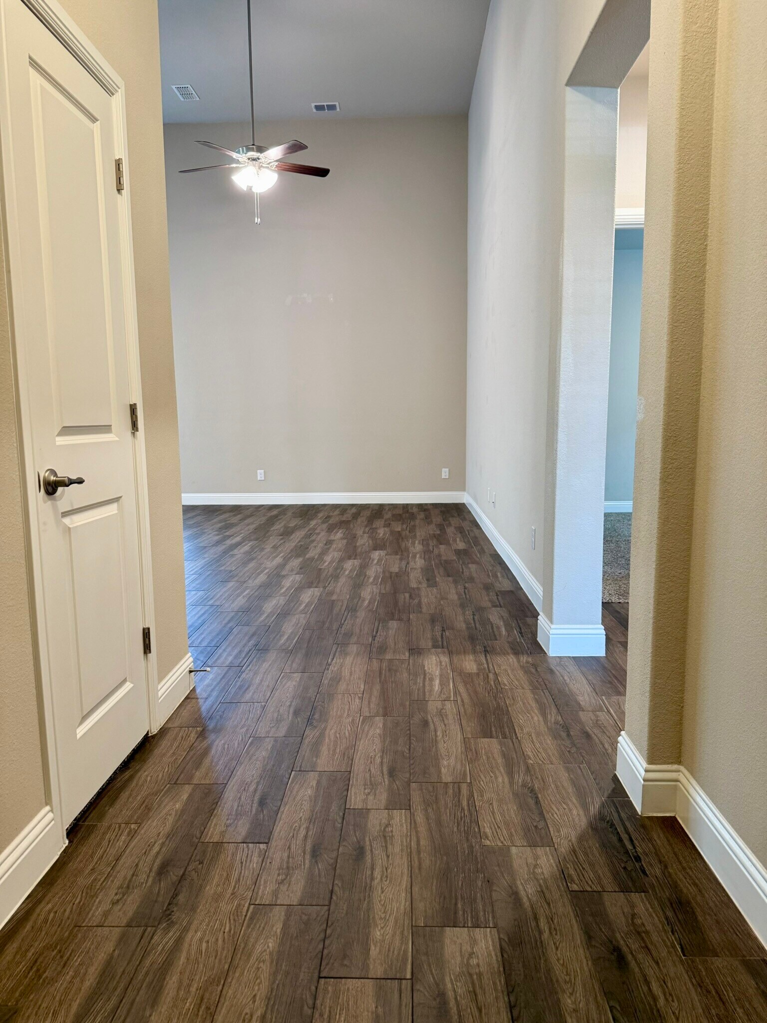 Hallway - 11516 Lavonia Rd