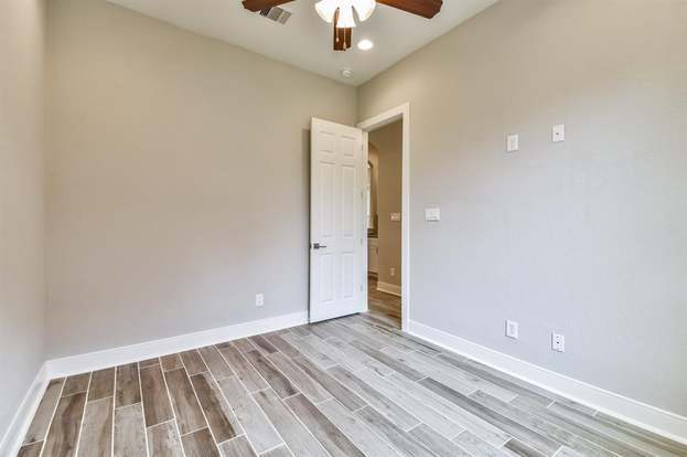 Building Photo - 2014 Briarstem Dr