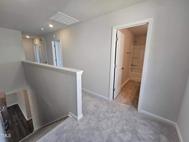 Building Photo - 469 Willard Wds Dr