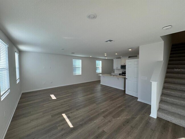 Building Photo - 4552 Burrowing Owl Lp