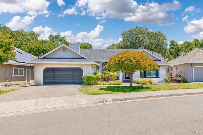 Primary Photo - Welcome to your dream home in Oakmont, a v...