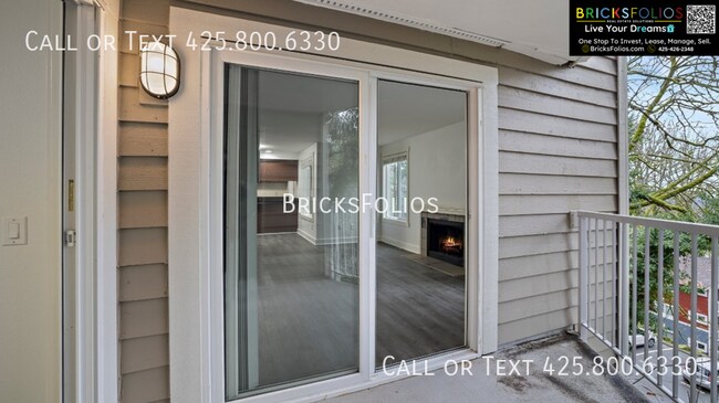 Building Photo - 15242 SE 43rd Ct