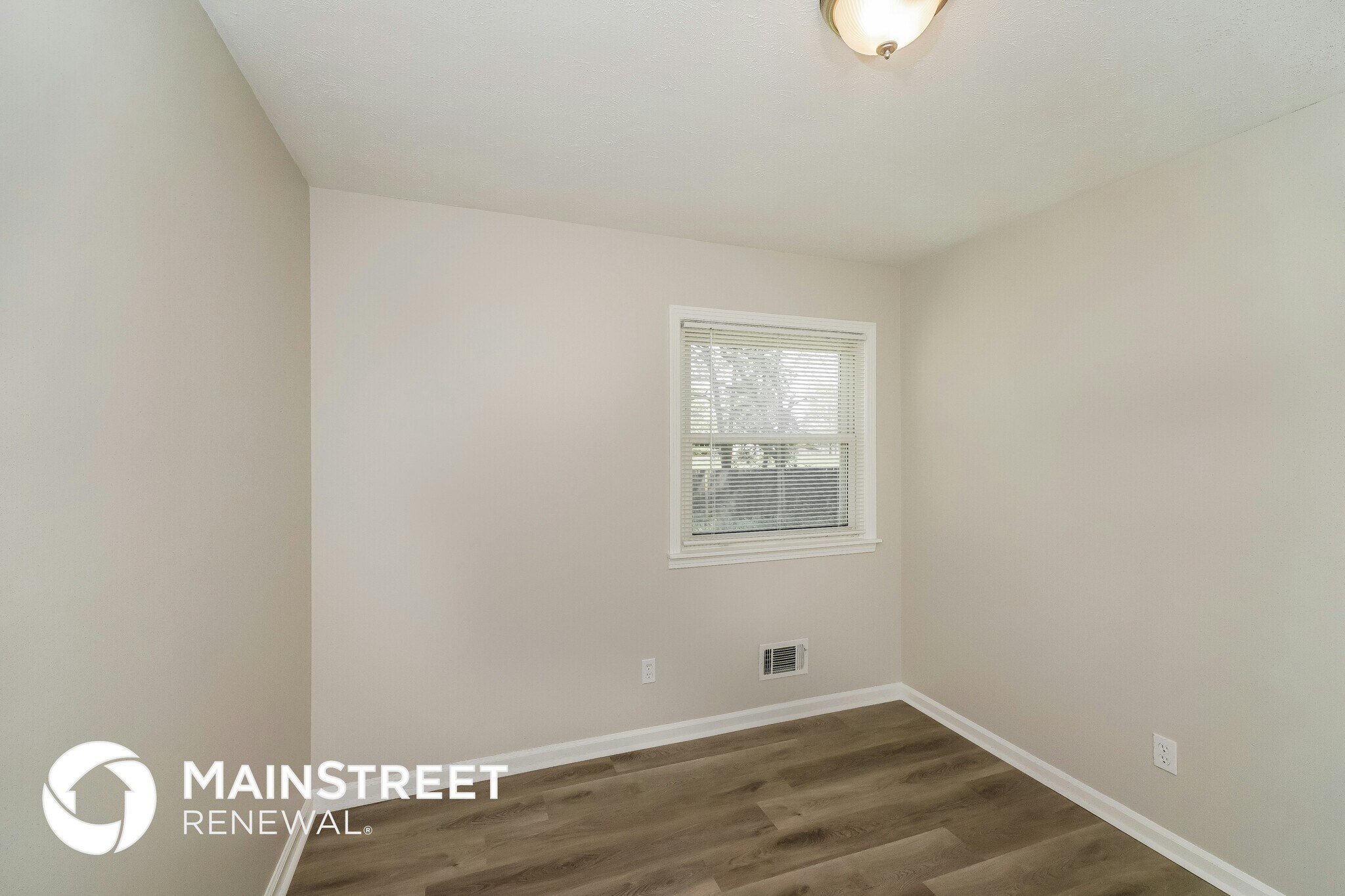 Building Photo - 7419 Sherrard Dr