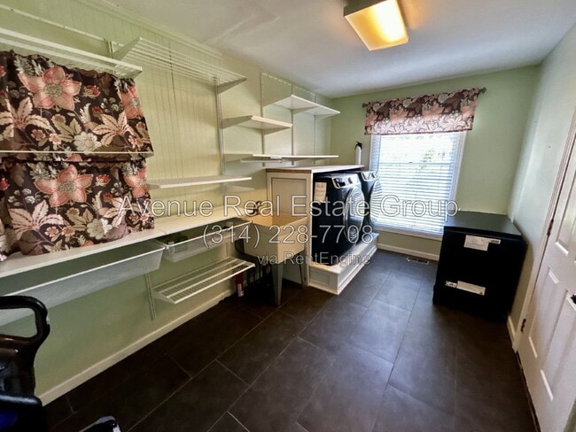 Building Photo - 16410 Woodlodge Ct