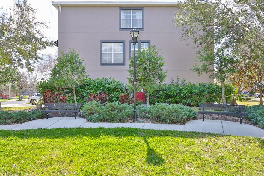 Building Photo - 1307 Salem Orchard Ln