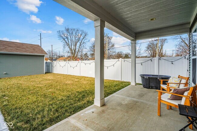 Building Photo - 366 Steeples Blvd