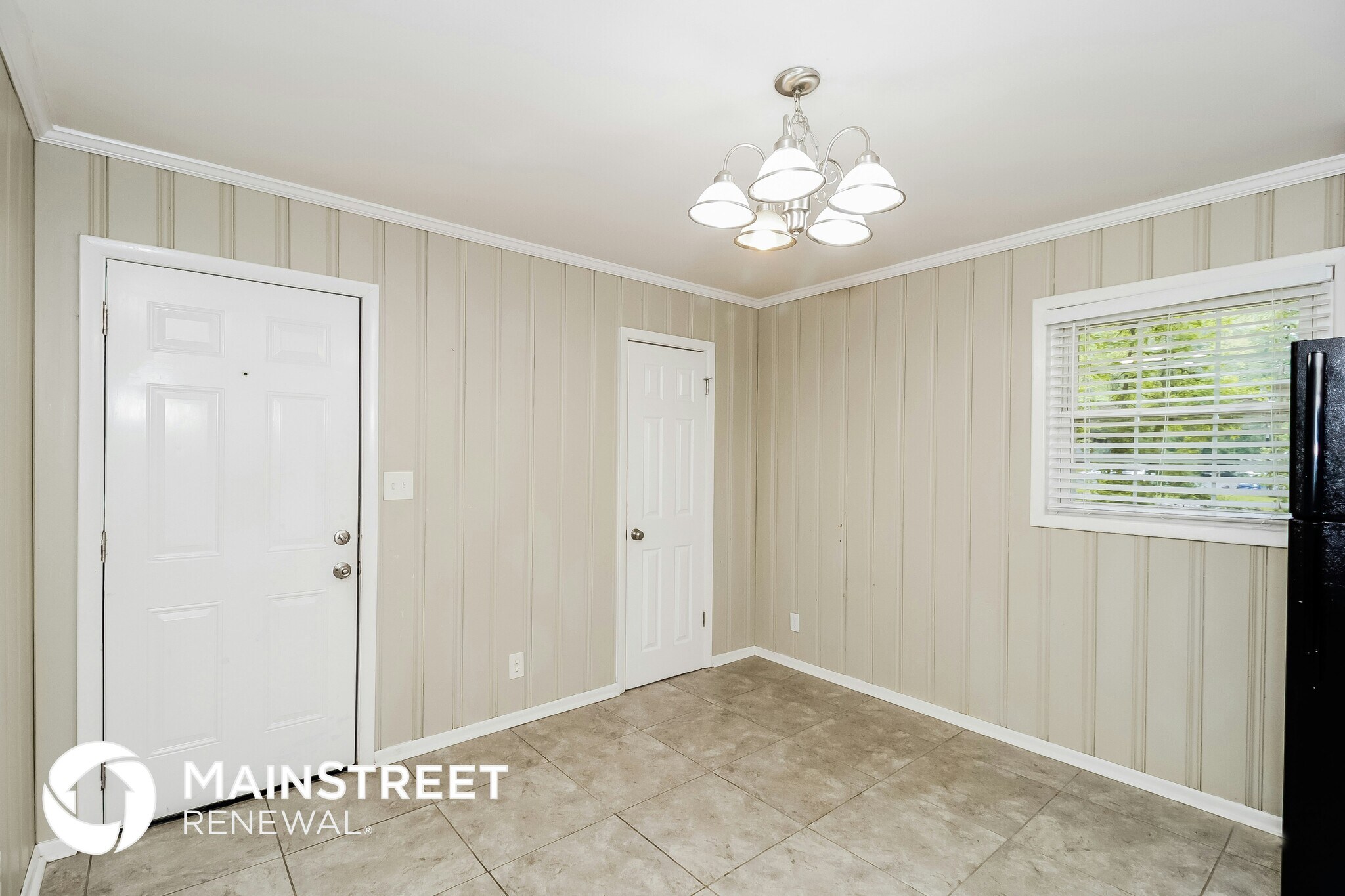 Building Photo - 5550 Longmeadow Ln