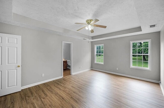 Building Photo - 7 Hartsfield Dr