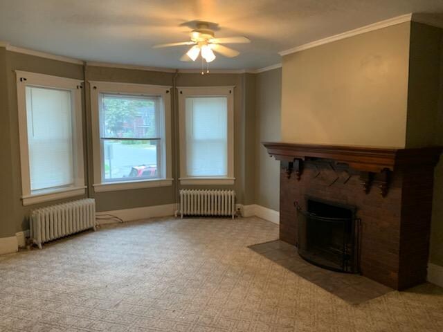 Building Photo - 300 60th St