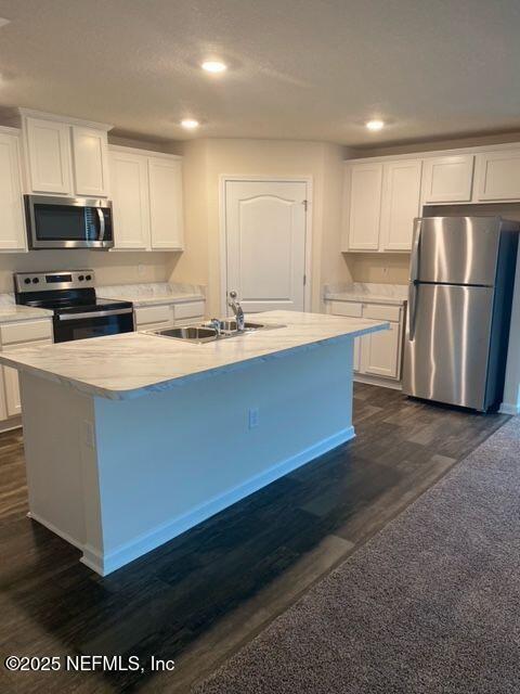 Building Photo - 2449 Oak Stream Dr