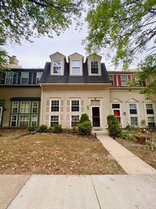 Building Photo - 13822 Grey Colt Dr