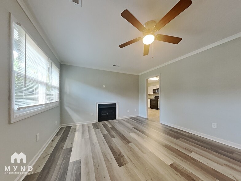 Building Photo - 3400 Pine Meadow Dr