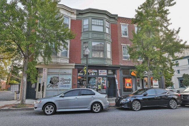 Building Photo - 1003 N 3rd St