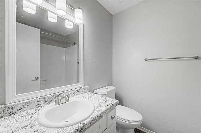 Building Photo - 4380 W Thrasher Dr