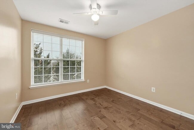 Building Photo - 13947 Hollow Wind Way