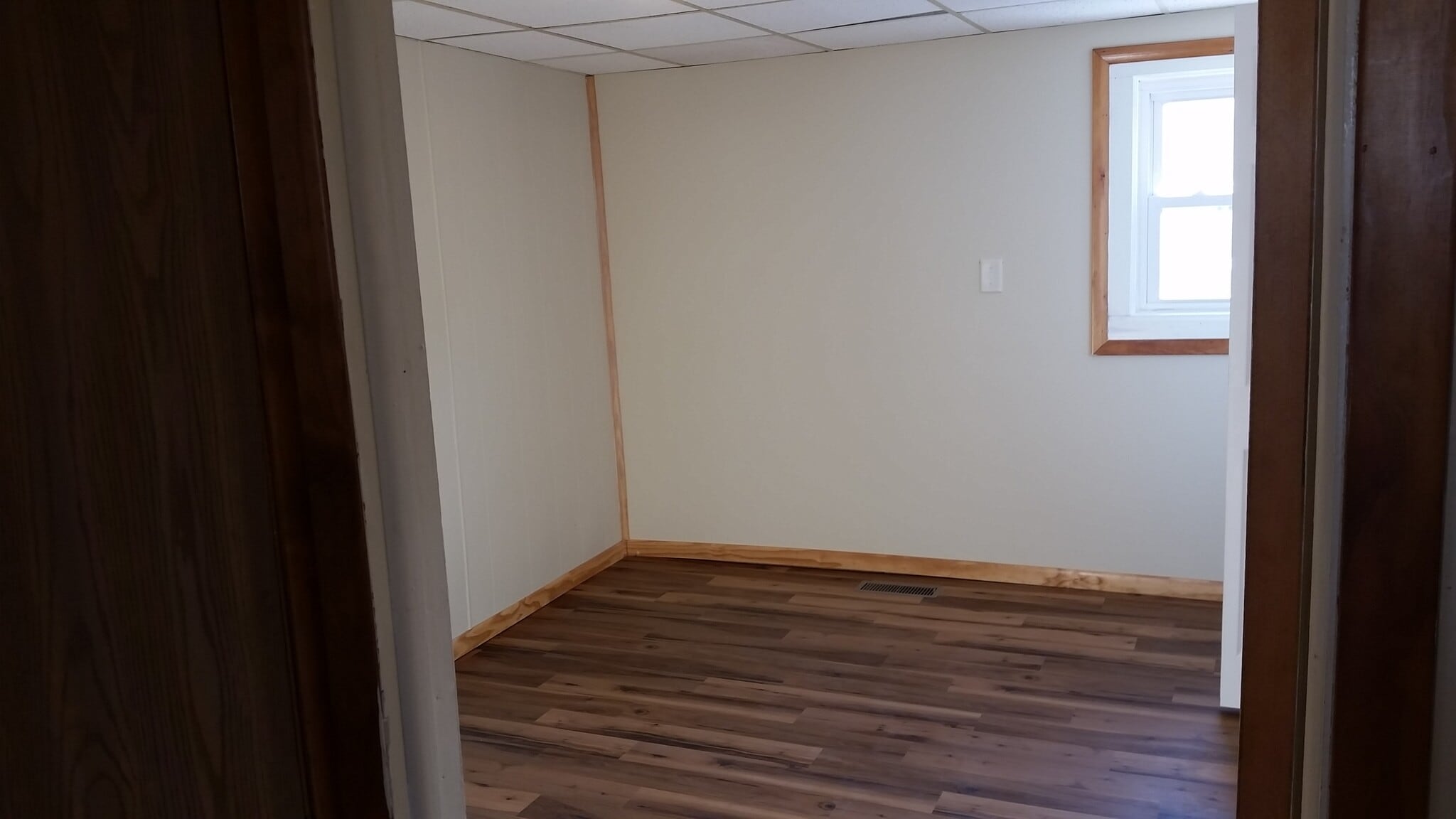 Building Photo - 240 S Healy Ave
