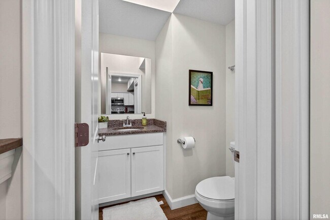 Building Photo - 4833 Lauren Ln