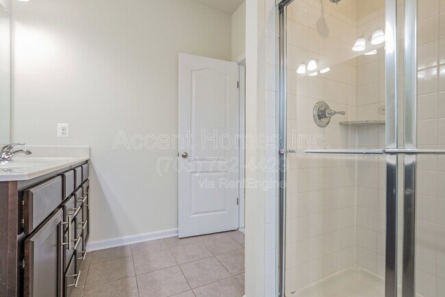 Building Photo - 8605 Sweet Rose Ct