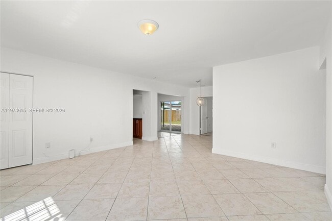 Building Photo - 1381 W 63rd St