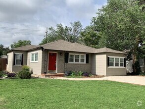 Building Photo - Amazing home in Tech Terrace