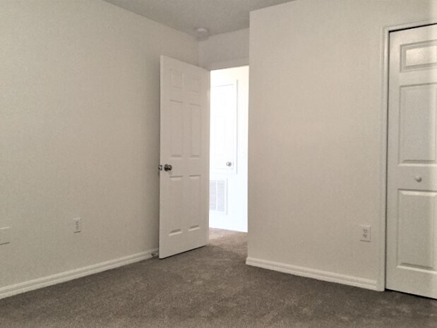 Building Photo - 113 Spanish Bay Dr