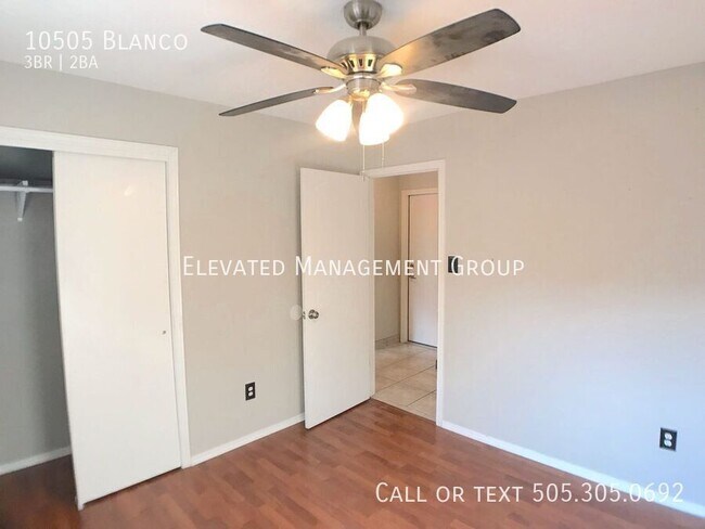 Building Photo - 10505 Blanco-