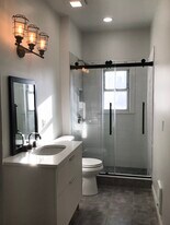 Building Photo - 506 Gregory Ave