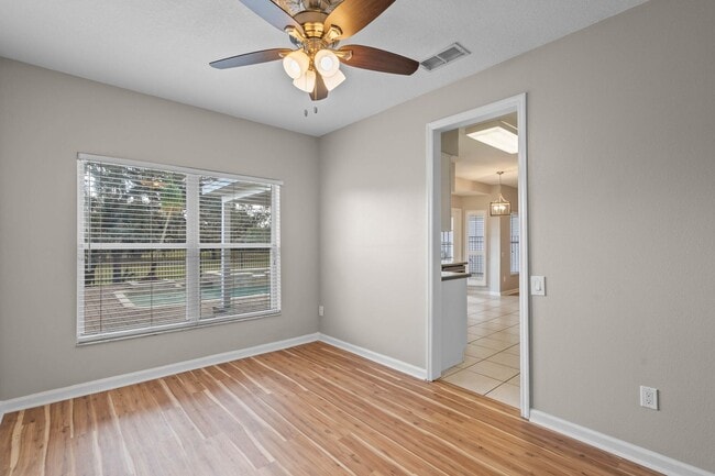 Building Photo - HUNTINGTON POINTE - 4 bd • 2.5 ba • 2,142 ft² (Lake Mary)