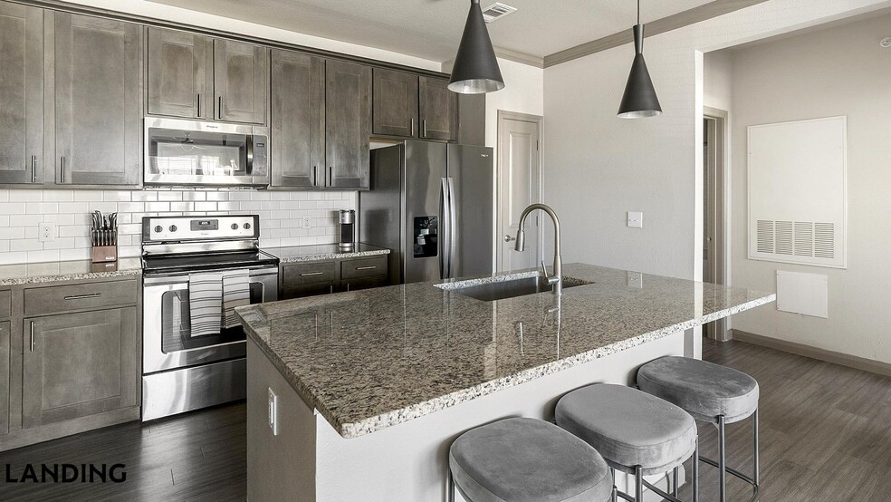 Building Photo - 99 W Cedar Bayou Lynchburg Rd