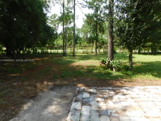 Building Photo - 551 Avenida Del Sur